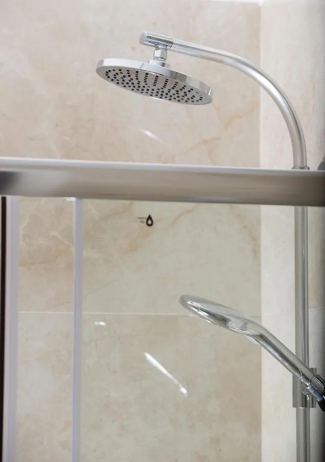 Crist Luxury Apartments Nea Poteidaia
