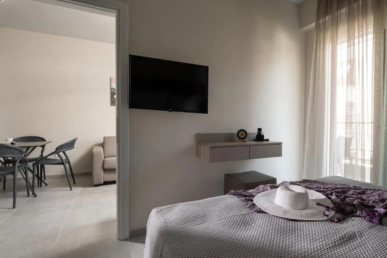 Crist Luxury Apartments Nea Poteidaia 0*,  Grécia