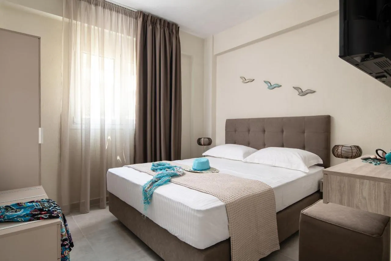 Crist Luxury Apartments Nea Poteidaia
