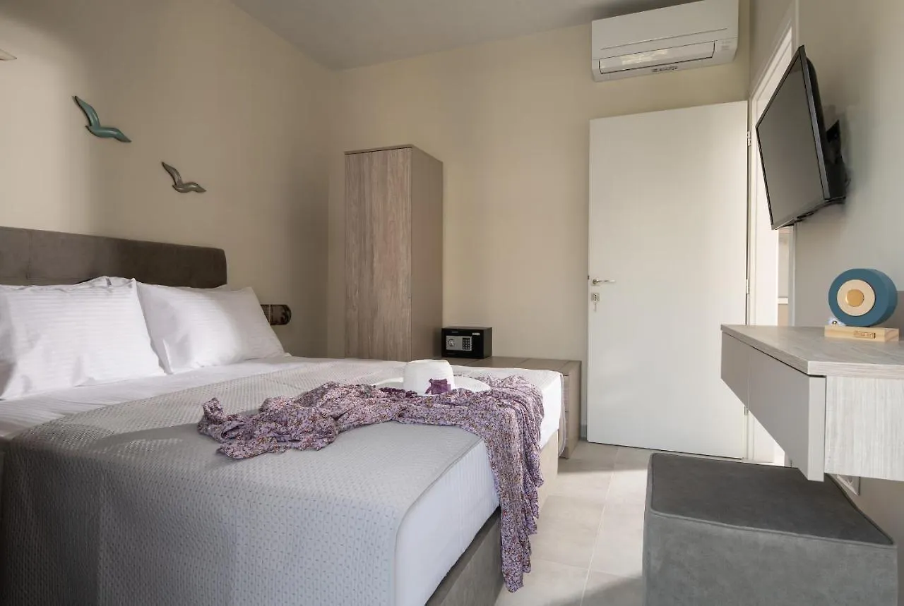 Crist Luxury Apartments Nea Poteidaia 0*,  Greece